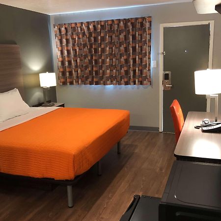 Super 8 By Wyndham Sonora Motel Eksteriør billede