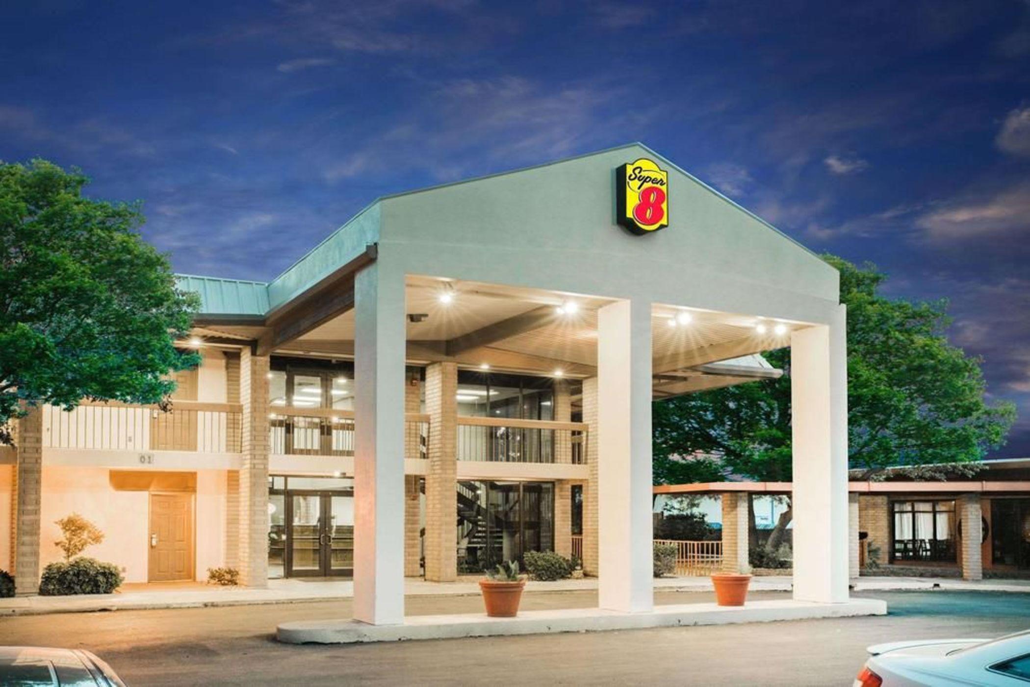 Super 8 By Wyndham Sonora Motel Eksteriør billede