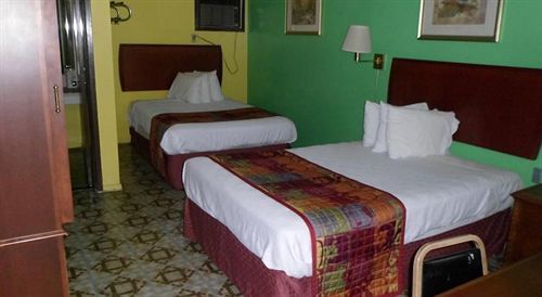 Super 8 By Wyndham Sonora Motel Eksteriør billede