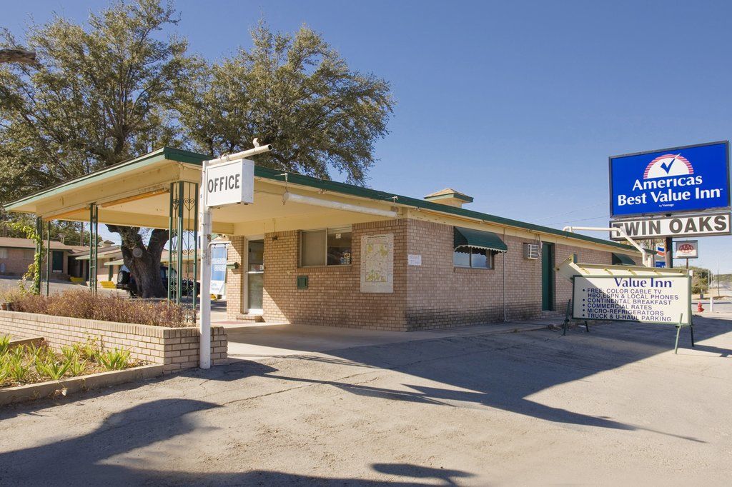 Super 8 By Wyndham Sonora Motel Eksteriør billede
